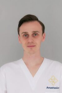 Medic specialist gastroenterolog Gabriel Salbaticu Anastasios